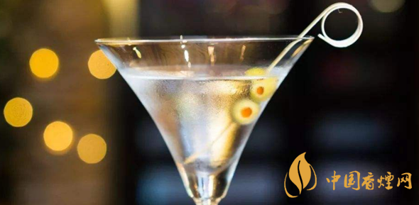 martini怎么調(diào) 邦德馬天尼雞尾酒配方