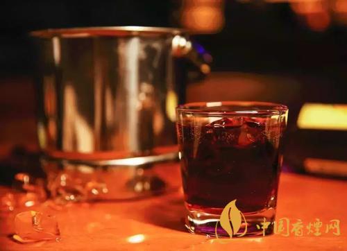 可樂桶是什么酒 非?；鸨目蓸吠罢{(diào)配方法介紹