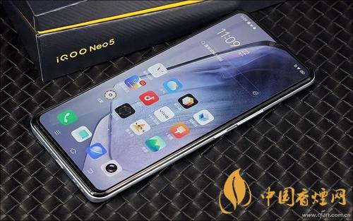 QOONeo5活力版和iQOO7參數配置對比