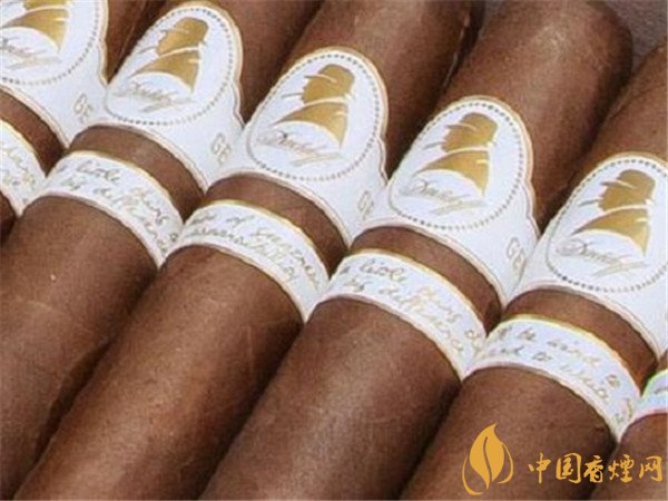 大衛(wèi)杜夫雪茄價(jià)格表圖 大衛(wèi)杜夫溫斯頓丘吉爾故事大王限量版多少錢(qián)