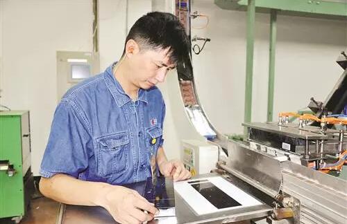 2018貴煙明確物資管理工作要點(diǎn) 貴煙奮力站起來努強(qiáng)起來